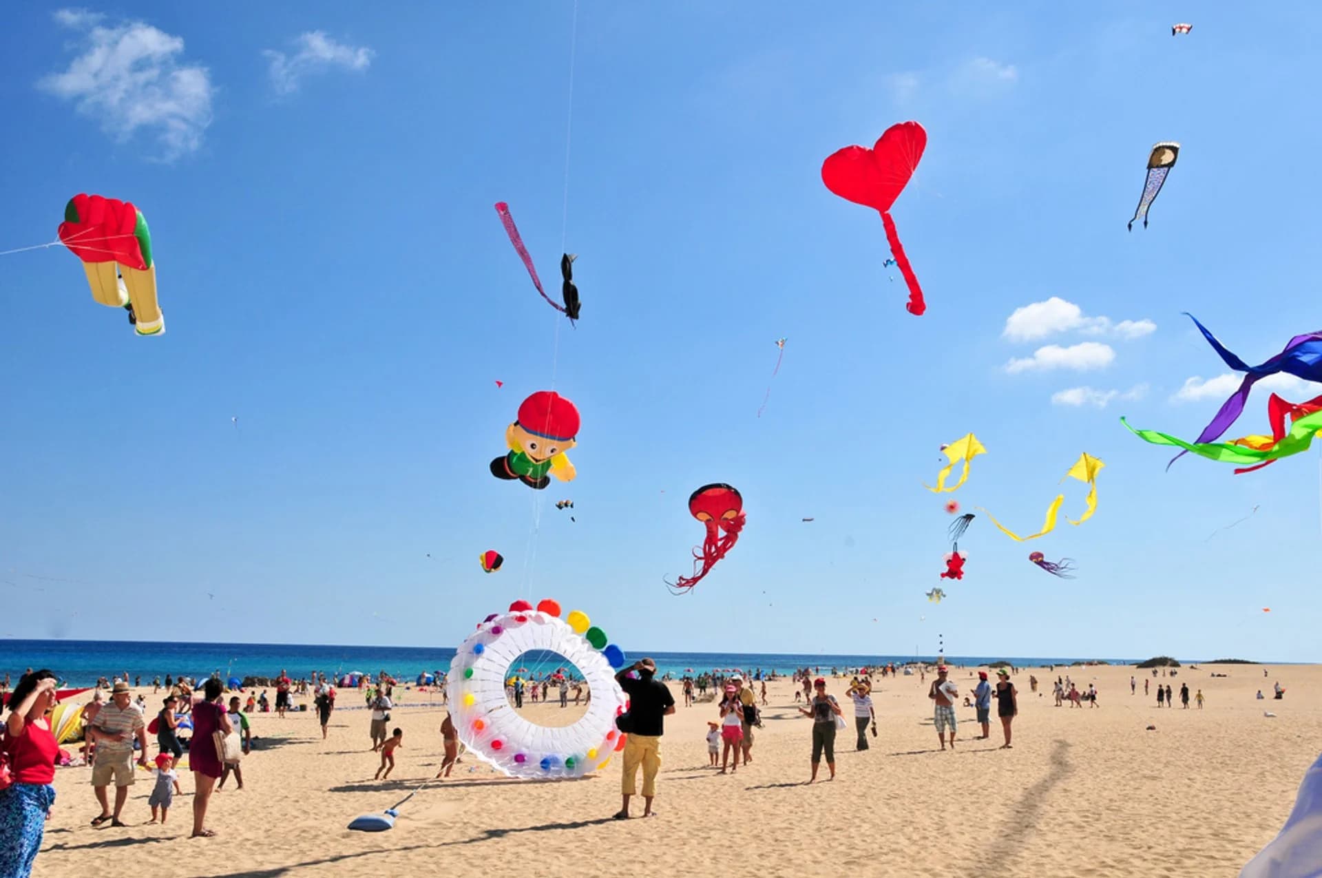 Fuerteventura International Kite Festival – Art in the Sky