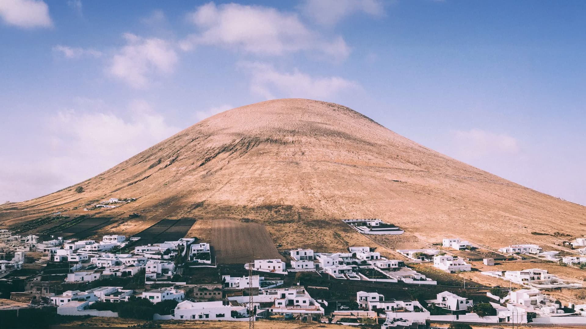 Lanzarote - The Island of Fire and Art